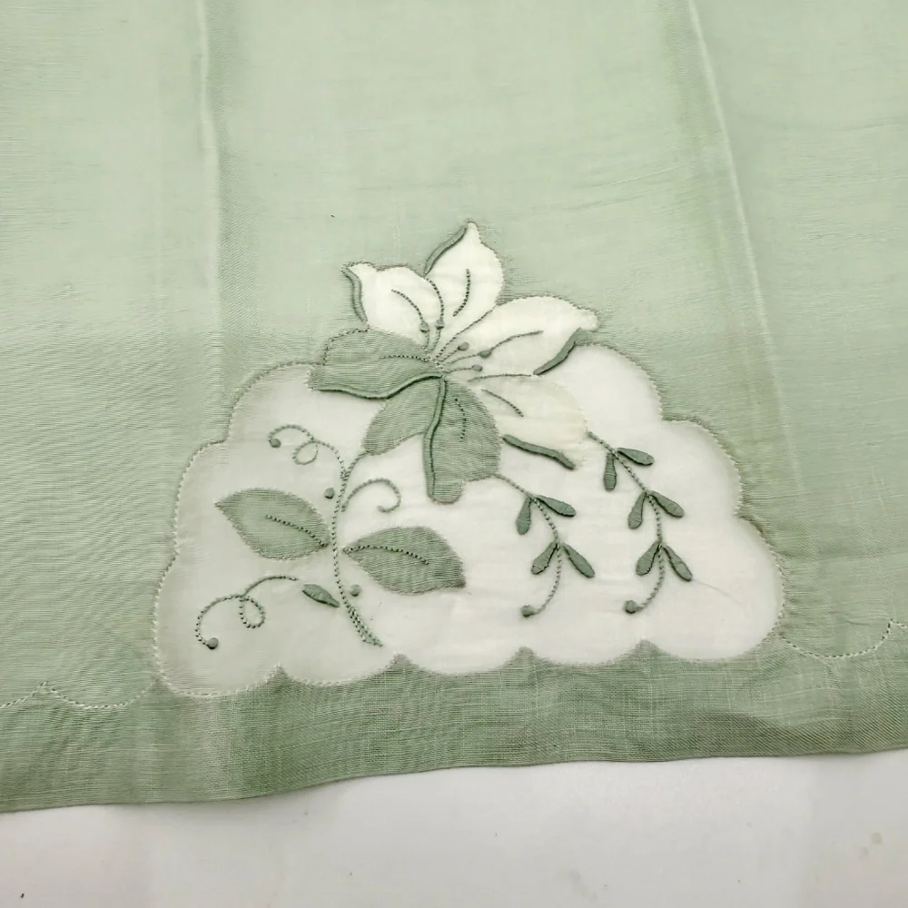 Pair Vintage Pale Pistachio Madeira Linen & Organza Fingertip Towels